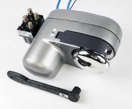 Якорная лебедка Quick Genius 150Вт 12В цепь 6мм (FSGM01500006A00)