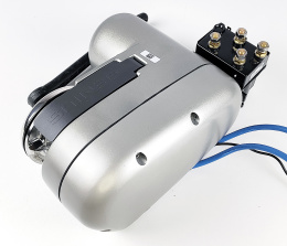 Якорная лебедка Quick Genius 150Вт 12В цепь 6мм (FSGM01500006A00)